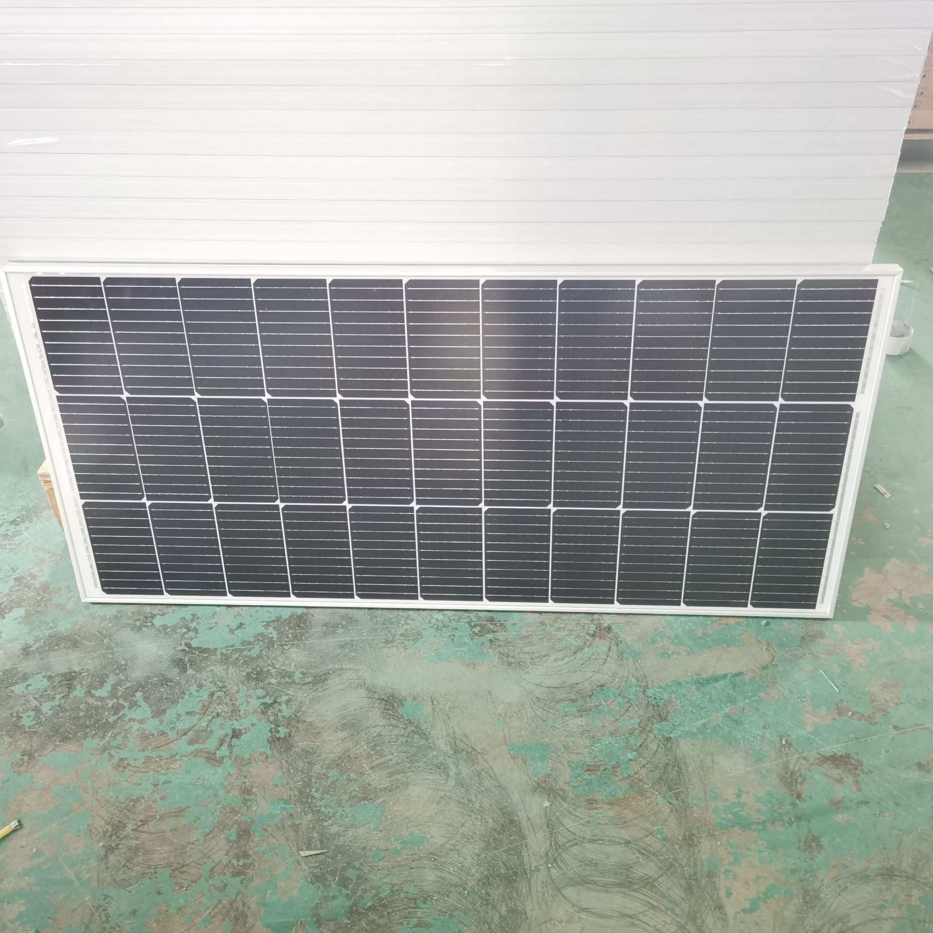 足功率单晶硅太阳能电池板18v150w瓦太阳能板带线光伏高转换率
