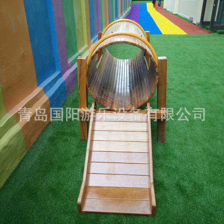 幼儿园大型木质攀爬架组合攀爬设备户外体能训练爬网场地游乐