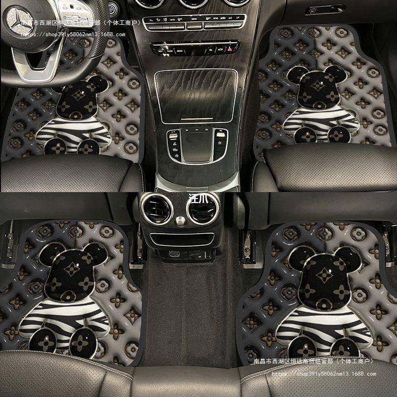 四季通用汽车脚垫防滑防脏易清洗地毯式脚踏垫子豪华汽车内饰汪爪