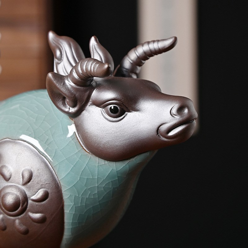 陶瓷牛摆件一对招财牛气冲天客厅玄关桌面博古架装饰品生肖牛摆设