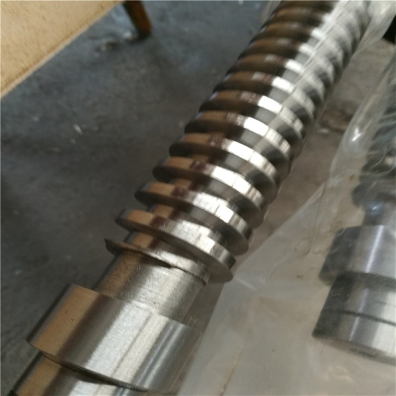 加工45#钢梯形丝杆TR50-100左右旋t型螺纹大型精密机床丝杠