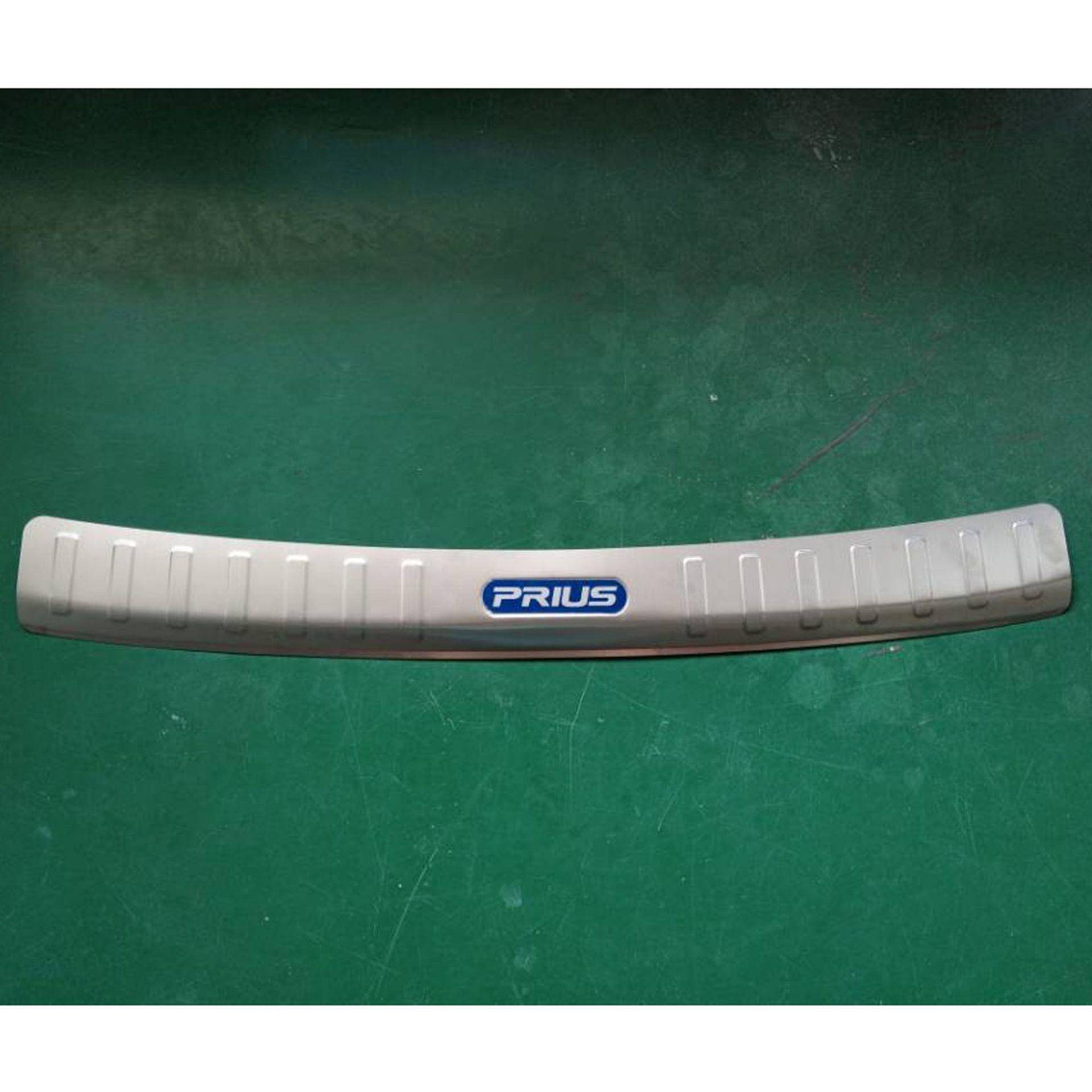 2011-2015款普锐斯30系后护板PRIUS30不锈钢后杠护板装饰