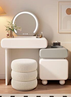 新款奶油风led化妆镜简约北欧梳妆台斗柜出租房间卧室化妆桌