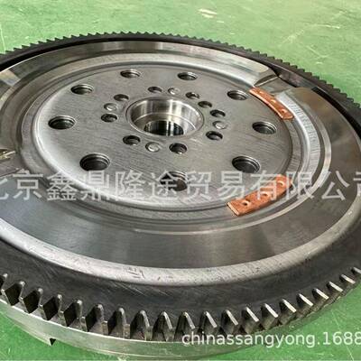 双龙柯兰多飞轮总成KORANDOC汽油2.0手动挡飞轮总成1720300005