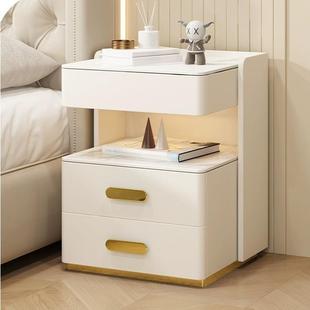 简约现代智能床头柜高级感轻奢家用卧室三抽实木床头储物柜收纳柜