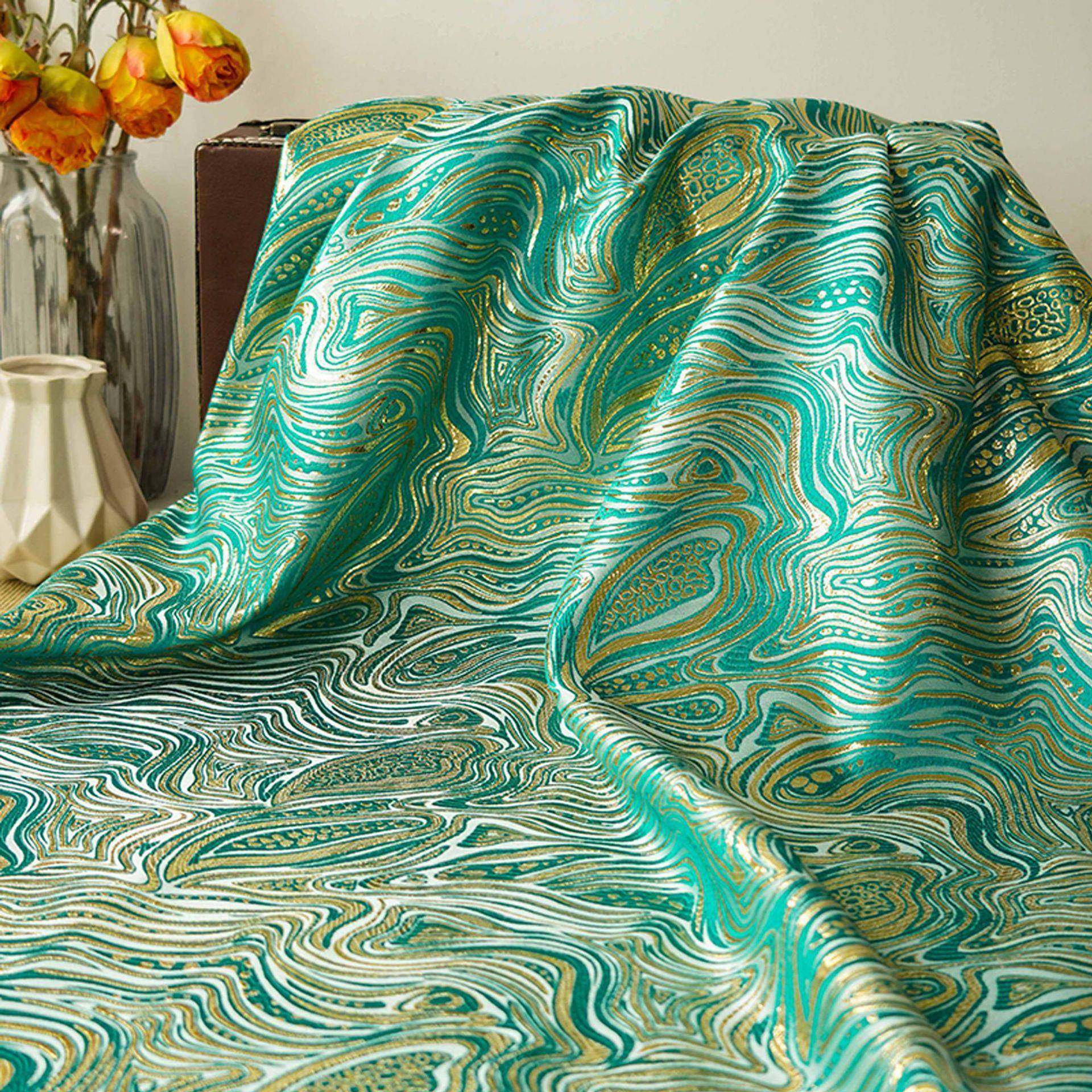 金丝条纹提花布童装礼服舞台花服面时尚蓬裙蓬TT-D8-44箱包料提装,居家布艺,海绵垫/布料/面料/手工diy,淘宝优惠券,粉丝福利购,淘宝优惠卷