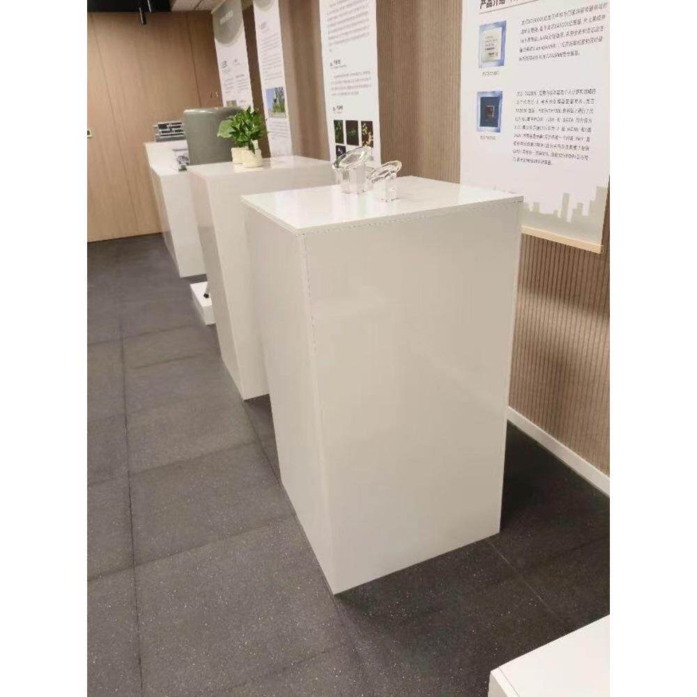 木质模特底座展示台脚踩台子直播站台正方形服装店橱窗展示台地台