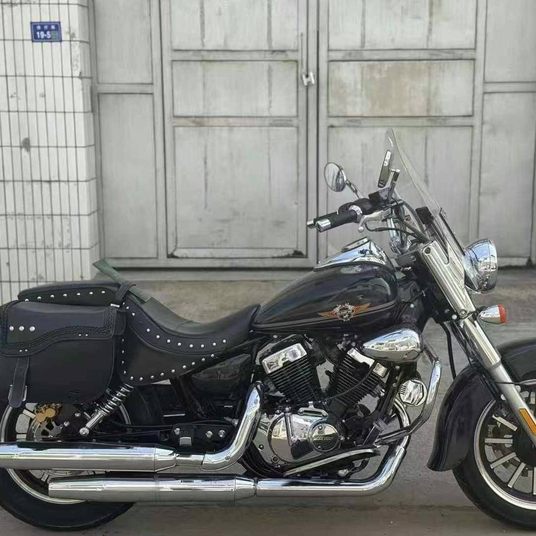 哈雷款钱江凯威巡航太子 250cc，大V缸F1电喷发动机，手续齐全
