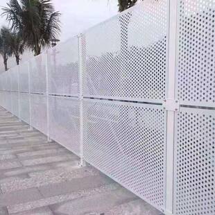 铁皮护栏钢构档板彩瓦铁皮工地防风墙冲孔围挡施工档道路安全护栏