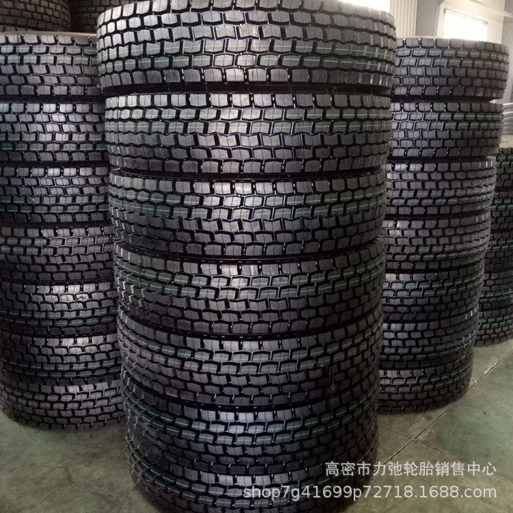 12r22.5汽车轮胎挂车货车卡车轮胎花纹加深抗扎现货批发12R22.5