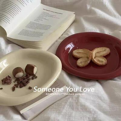 ins平品风手捏不规则陶瓷甜盘糕盘西餐沙拉盘早餐盘ROR高级感奶蛋