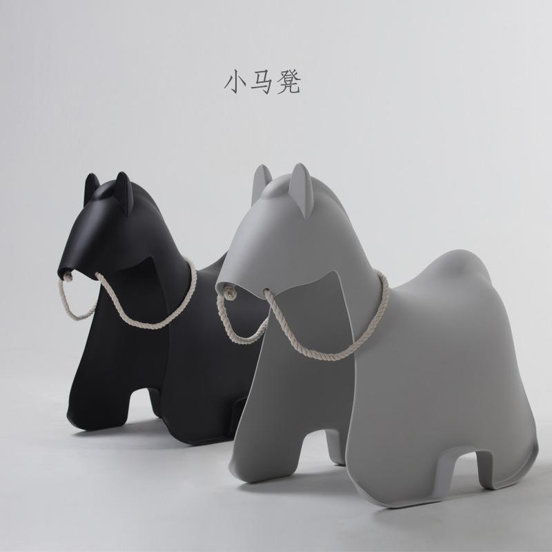 北欧现代简约创意儿童卡通可爱休闲玩具凳子幼儿园动物摇椅