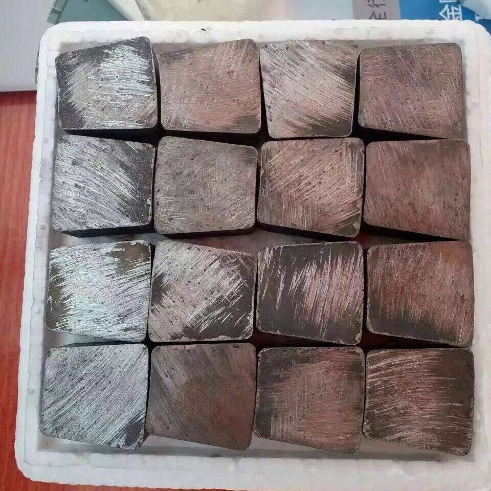 金刚石磨块水泥砂浆混凝土水磨石地坪打磨圆形异型锋利磨头磨丁