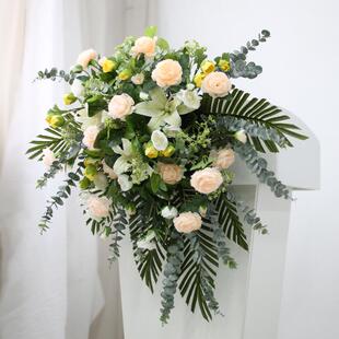 演讲台假花装饰会议室花卉摆件发言台垂吊花束礼仪台桌面挂花