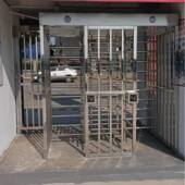 工CABOS B0地转人脸识别入三辊闸全高闸LED人员计数工地员出工实