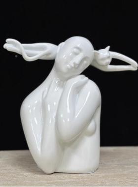 组现代人物白猫色女抽GQY摆件样象板间书房客厅创意合茶几桌面陈