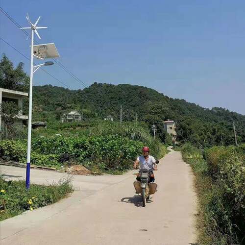 太阳农能LED照一路灯风力互补发电系统体新村太JC-86636阳能明灯