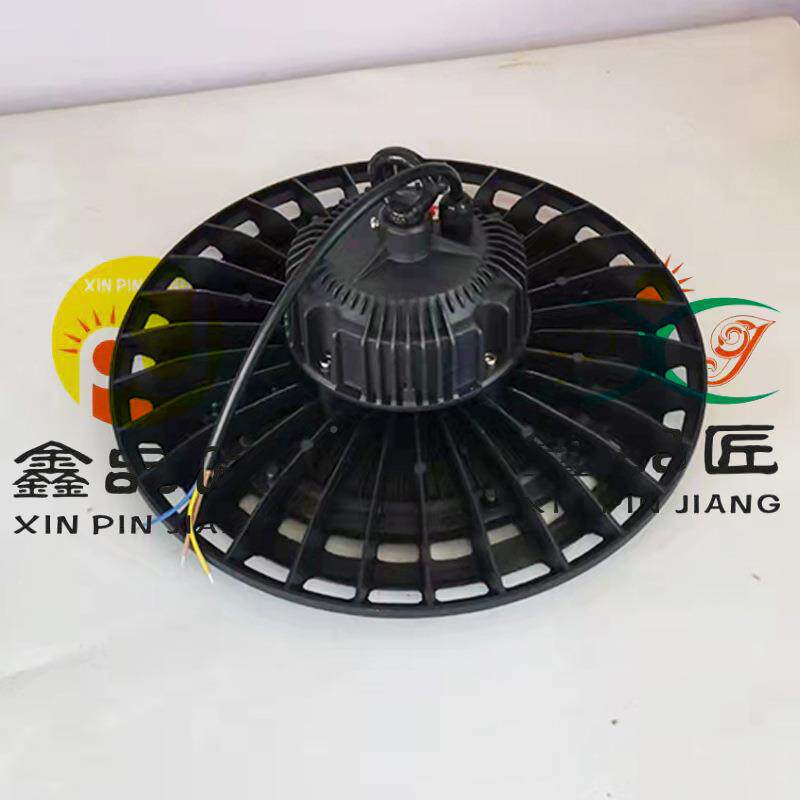 LDUE车FO厂房工矿灯飞碟工矿防灯贴片式水三防间照明GBW厂房灯