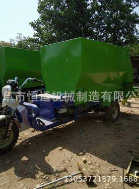 全动养殖场自撒料料车青储饲投车电草YIB动喂料车