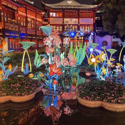 q2023051中国传古手工灯彩统灯节日盛典室内外场景布置花绸制户外