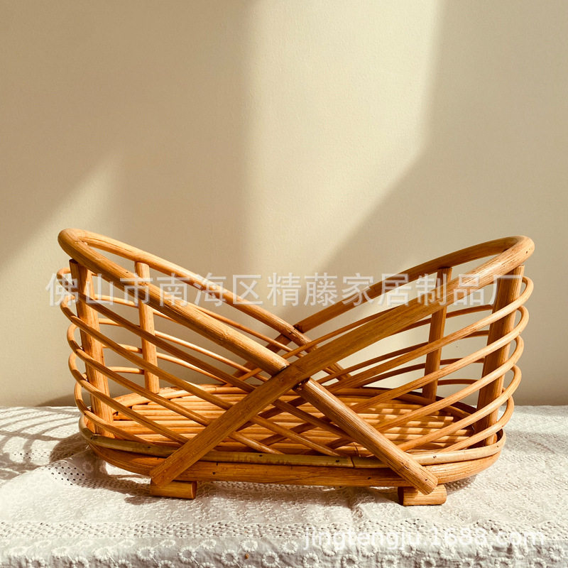 新生的儿拍照道具初生婴儿照相编织筐宝宝摄影藤编床影楼新款容器