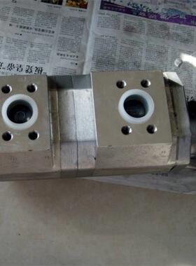 WA300-3转向泵WA320装载机液压齿轮泵705-55-24130