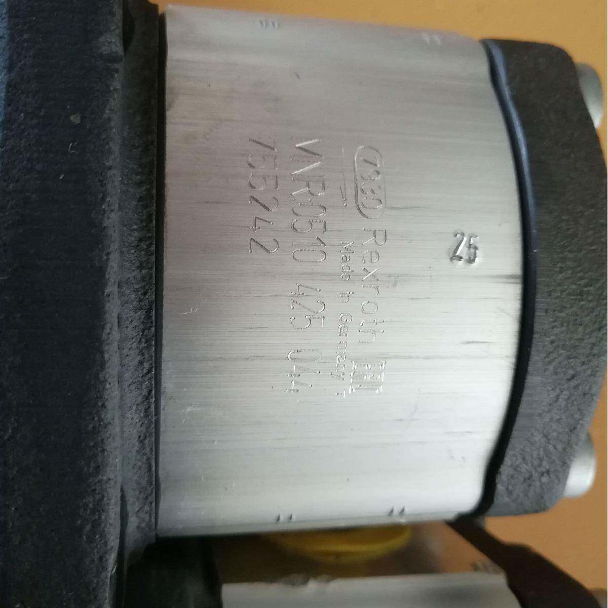 0510225027AZPF-12-004RCB20MB力士乐Rexroth齿轮泵