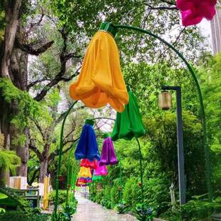 公园开花的自动网红开合气膜观装饰人体感应路灯会美陈花景区互动