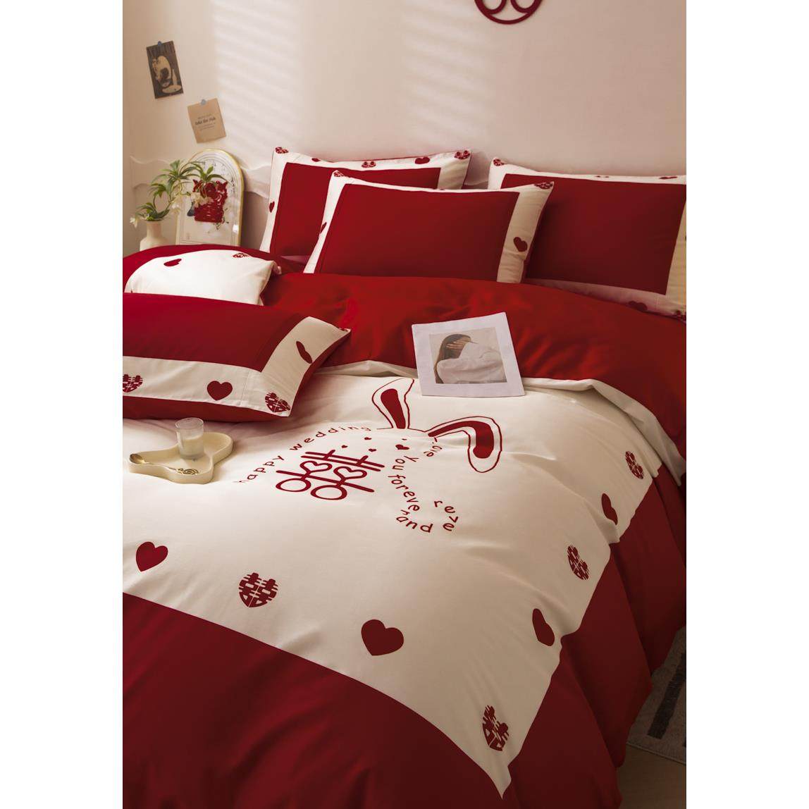 公中F77S8596式婚庆四件套结婚喜被婚嫁床大红床色单爱心风床上用