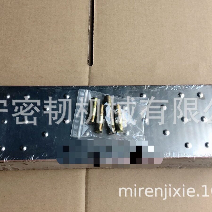 发动机配件6D108/6D125机油冷却器6212-61-2111