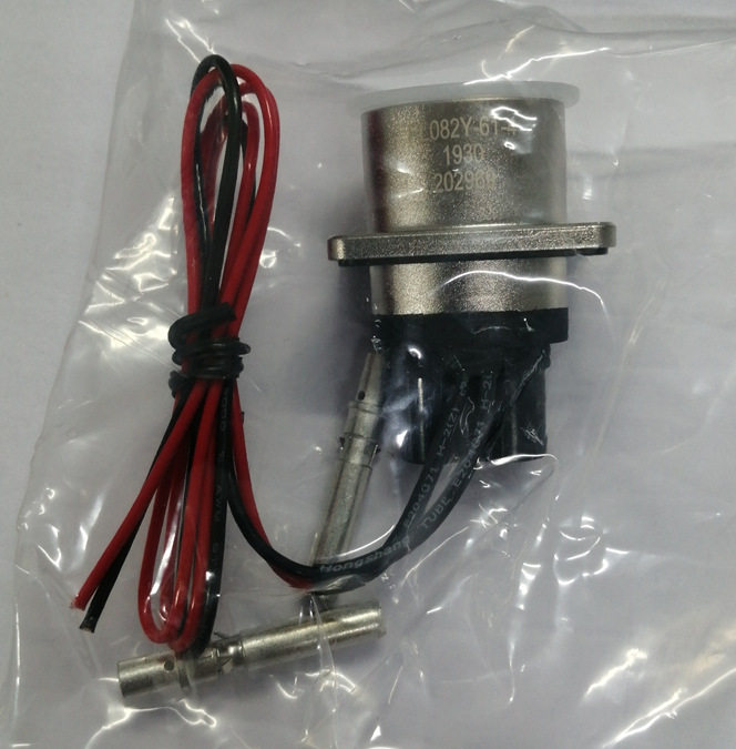 PL082Y-61-4 安费诺 高压连接器 PL082Y-61-4 原厂原装下单确认