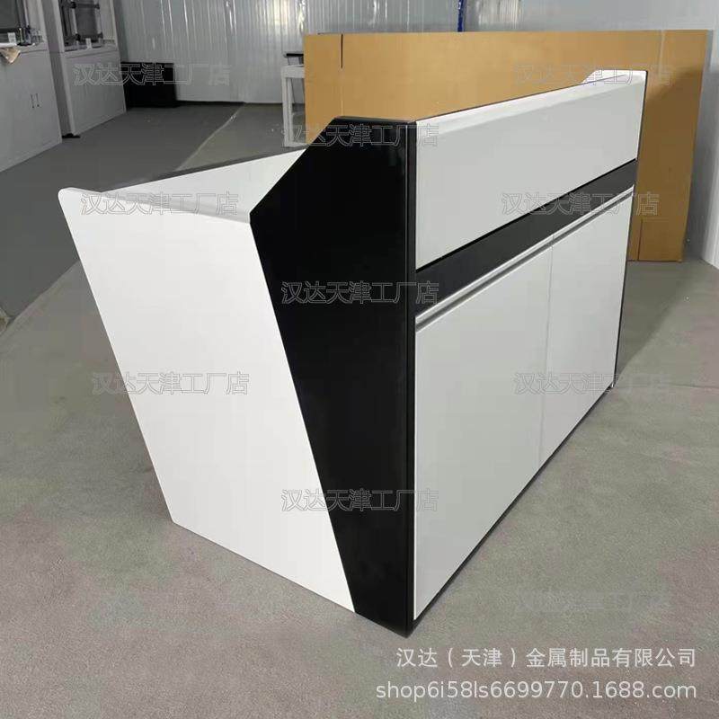 安防交操台作指挥467中电脑机房通监控联动调心度桌现货