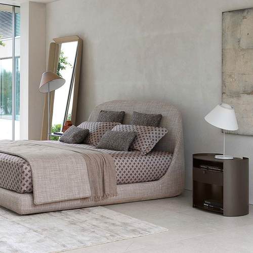 北欧现代大小户型落地床意式极简1.8米布艺软包婚床设计师民宿床