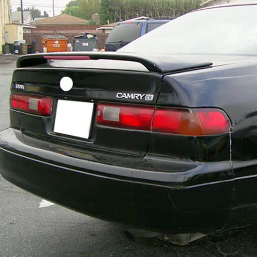 适用于1998-2002款丰田佳美尾翼凯美瑞Camry改装专用带灯打孔尾翼