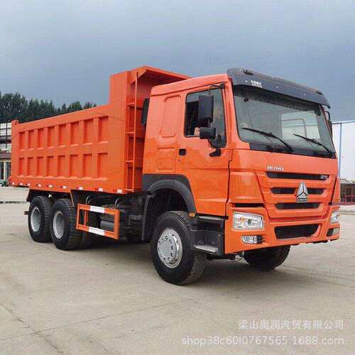 后八轮豪沃自卸车出售双桥渣土车厢货车右驾驶舱垃圾后翻车