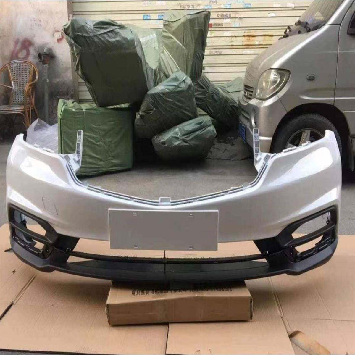 适用于宝骏730保险杠前后防撞杠大包围护杠原装品质烤漆配件锦波