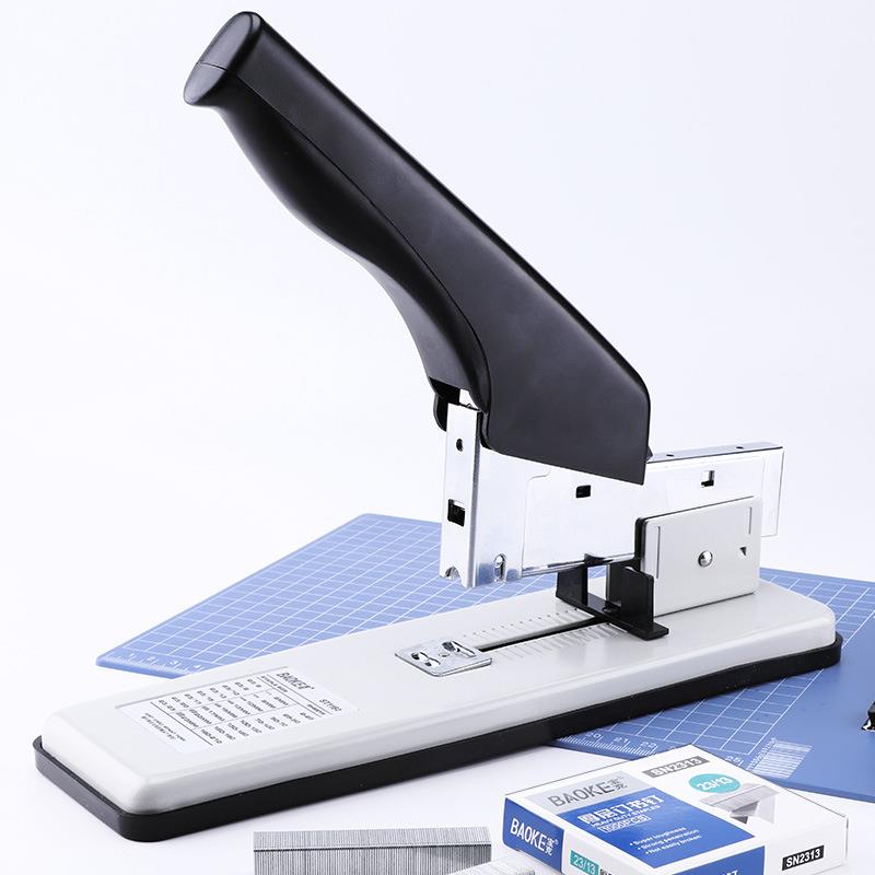 宝克ST1160大号加厚长臂重型订书机可钉200页办公用品黑色