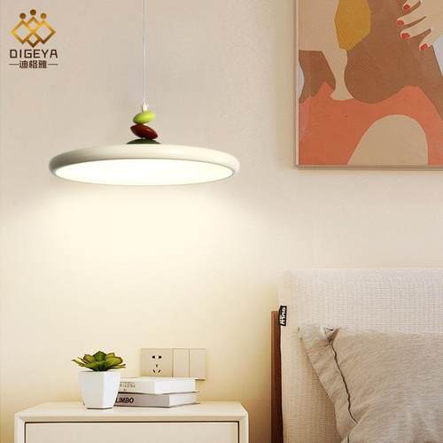 现代油简约护眼飞碟餐厅灯飞盘卧室餐桌吊65590灯奶家用风M豆中山