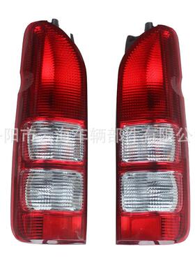 适用丰田海狮2005款后尾灯212-19K2HIACEE200KHD222
