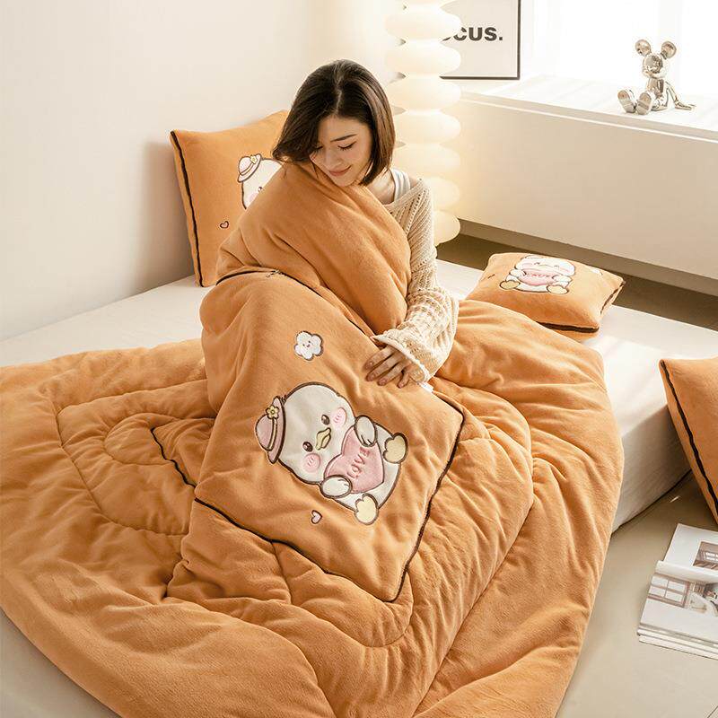 26A0类2牛奶绒抱枕被子两用叠cffd8561冬天加厚车用靠枕秋冬折加