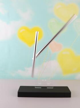 A008装创意办公摆室家居饰钢铁混沌永动侠机仪桌001面摆件室内装