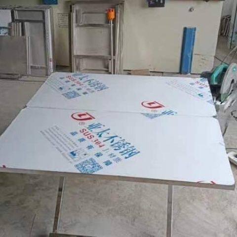 304不锈钢材质,双对折叠餐桌不锈钢小方桌家用折叠式耐用定制