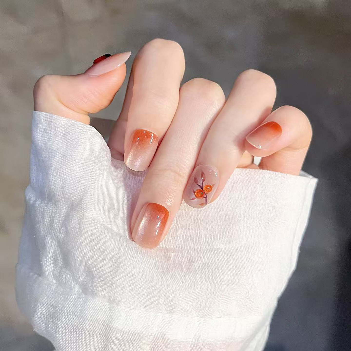 轻奢橙色渐变花朵穿戴甲短款美甲成品假指甲贴片高级感手工甲猫眼,彩妆/香水/美妆工具,穿戴甲/甲片,淘宝优惠券,粉丝福利购,淘宝优惠卷