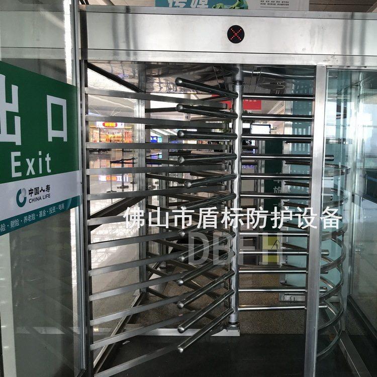 铁站站房线门北京济南哈尔滨河北铁站安装轿厢式向门AB门