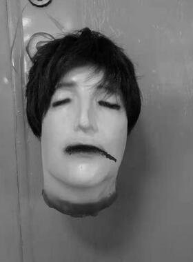 发万圣节酒吧颅鬼屋密室逃脱整蛊道男女鬼断头吓人长女血FYR头摆