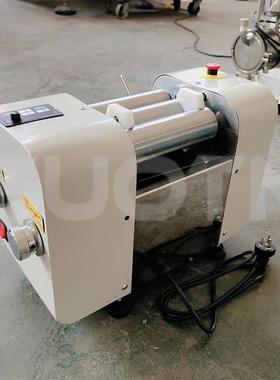 厂家直销供SRI机50（应数控型）三辊研磨机研磨陶瓷小型油墨三辊