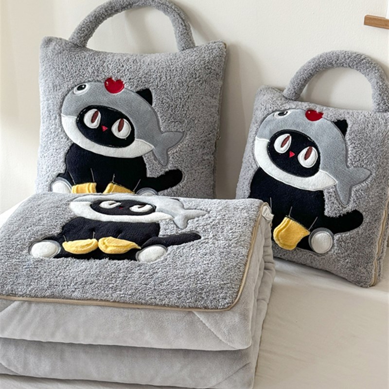 抱枕被子两用二合一办公室午睡毯子沙G发盖毯牛奶绒靠背枕头被加