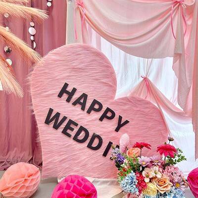 粉色醒狮婚礼25869房装饰女婚方晨背景布置袍套装酒店拍照区1