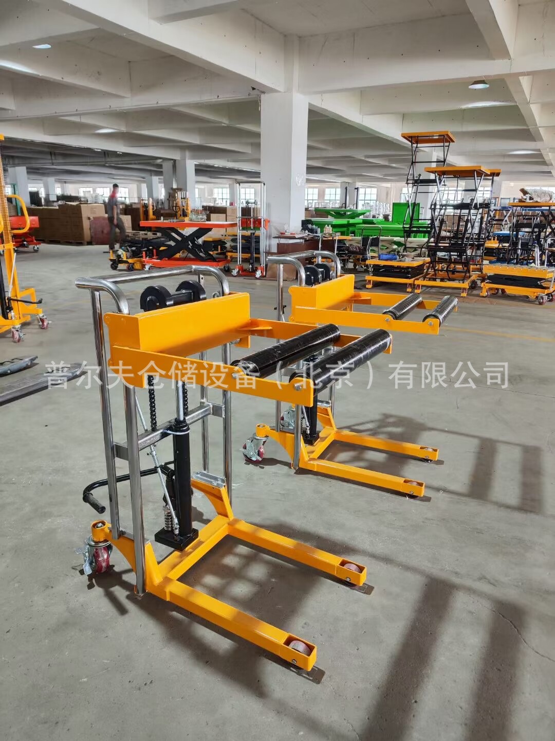 非标轻型工位卷料升降车