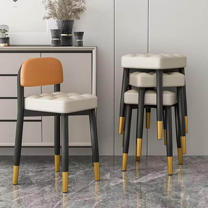 餐桌椅子家用靠背2022新款加厚网红轻奢高级感面包坐垫可叠放凳子